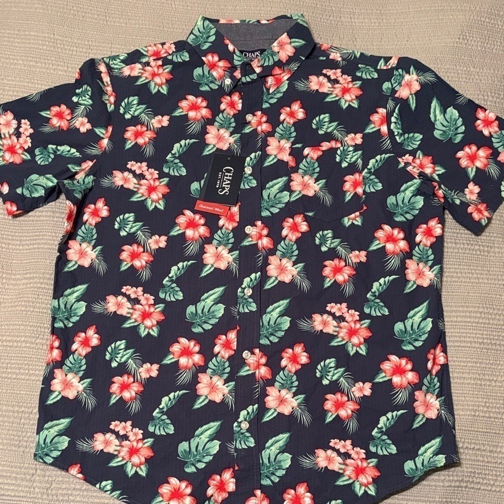 NWT Chaps Men's Navy and Red Floral Shirt
